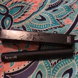 Araceli Beauty Monarca Mascara in Black New/Opened only for picture